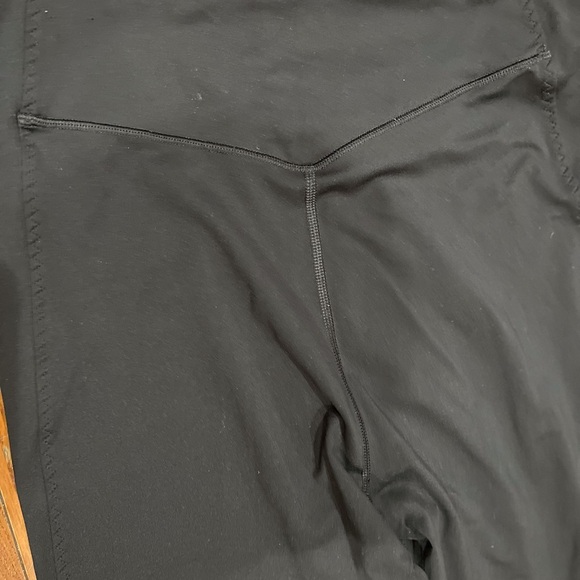 Victoria's Secret Black Leggings - Picture 2 of 11